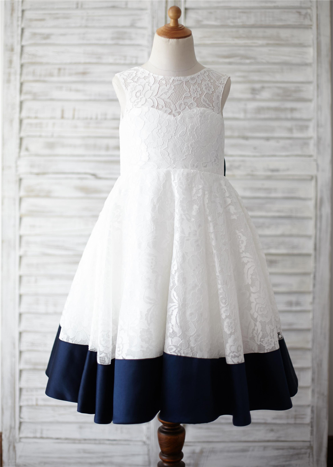 A-line Navy Blue Lace V Back Flower Girl Dress Wedding Party Dress